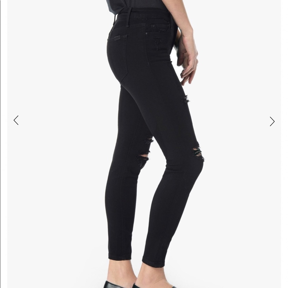 The icon , cropped , Joe’s Jeans size 32